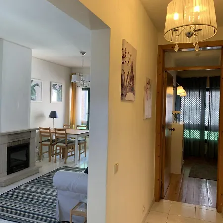 Apartment Cool Apartment Within Cascais' Castelo Cascais