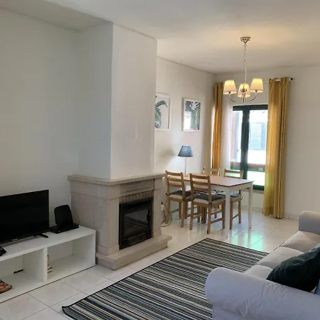 Cool Apartment Within Cascais' Castelo Apartment Cascais